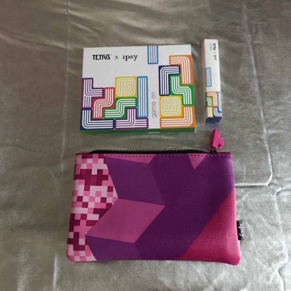 Ipsy x Tetris collection